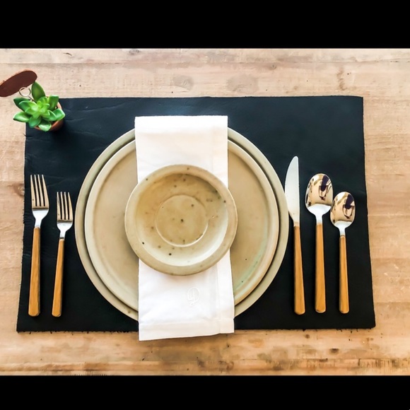 Set of 6 genuine leather placemats - Picture 1 of 1